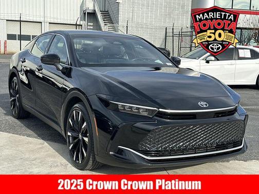 2025 Toyota Crown Platinum