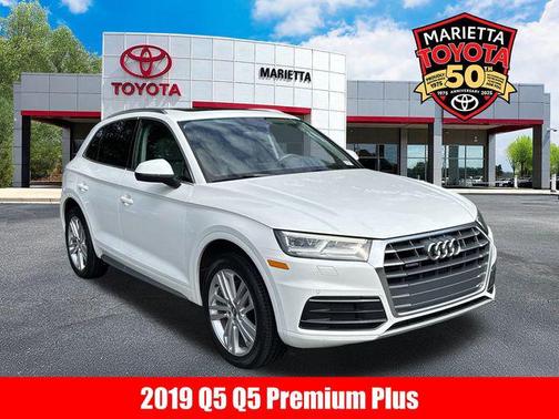 2019 Audi Q5 2.0T Premium Plus