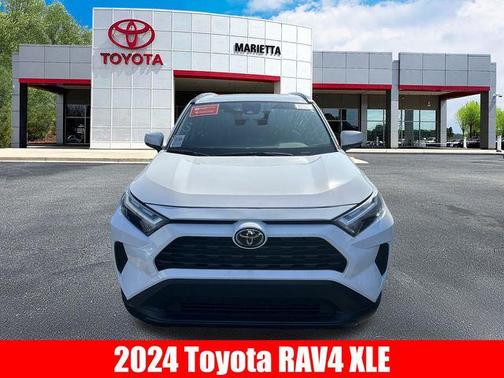2024 Toyota RAV4 XLE