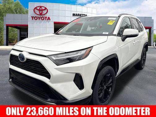 2022 Toyota RAV4 Hybrid SE