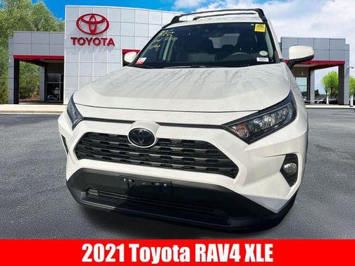2021 Toyota RAV4 XLE