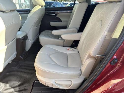 2020 Toyota Highlander Platinum