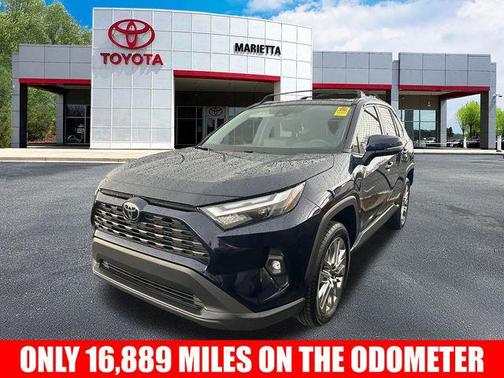 2023 Toyota RAV4 XLE Premium