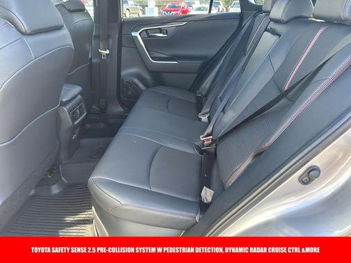 2025 Toyota RAV4 Hybrid SE