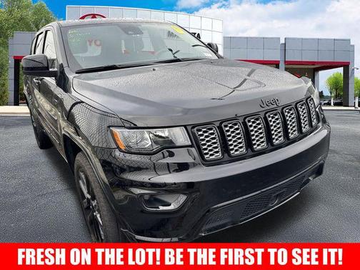 2021 Jeep Grand Cherokee Laredo