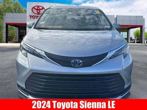 2024 Toyota Sienna LE