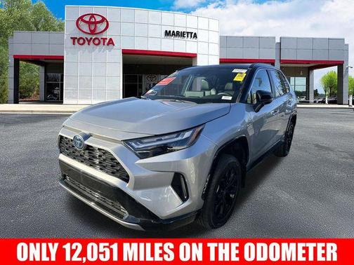 2024 Toyota RAV4 Hybrid SE