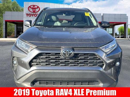2019 Toyota RAV4 XLE Premium