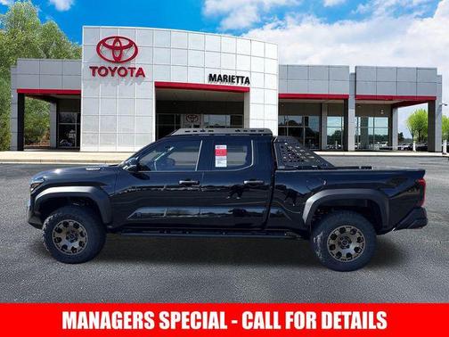 2025 Toyota Tacoma Hybrid Trailhunter