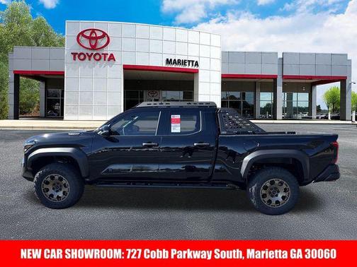 2025 Toyota Tacoma Hybrid Trailhunter