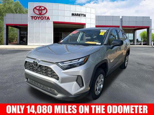 2024 Toyota RAV4 LE