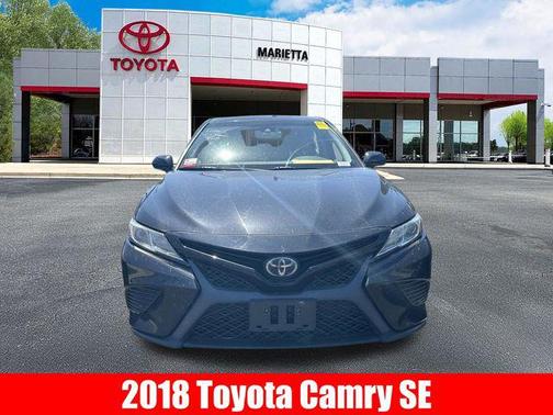 Midnight Black Metallic 2018 Toyota Camry SE