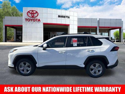 2025 Toyota RAV4 Hybrid XLE