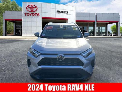 2024 Toyota RAV4 XLE