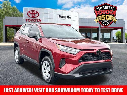 2025 Toyota RAV4 LE