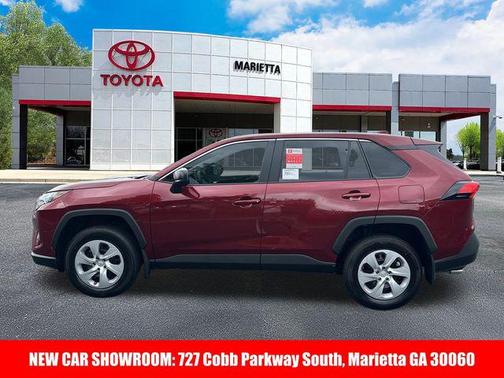 2025 Toyota RAV4 LE
