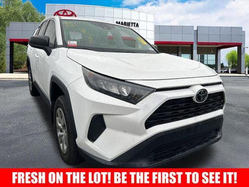 2022 Toyota RAV4 LE