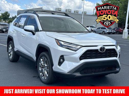 2025 Toyota RAV4 XLE Premium