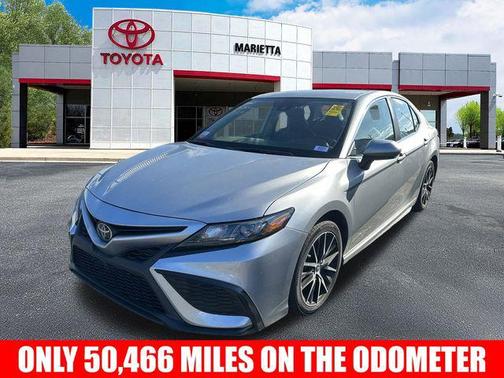 2024 Toyota Camry SE