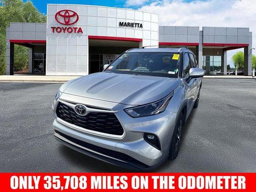 2023 Toyota Highlander XLE