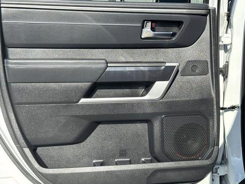 2023 Toyota Tundra Hybrid Platinum