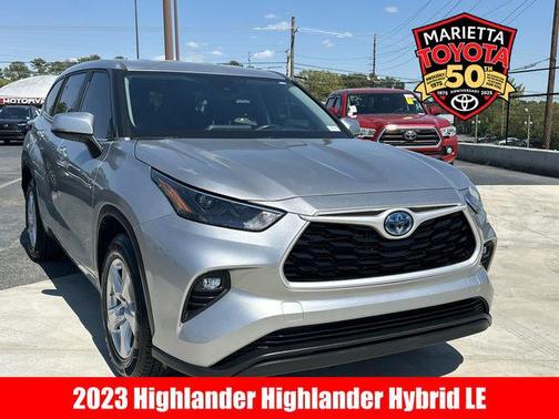 Celestial Silver Metallic 2023 Toyota Highlander Hybrid LE