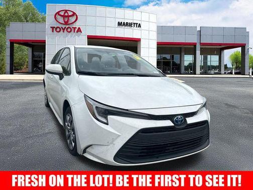2024 Toyota Corolla Hybrid LE
