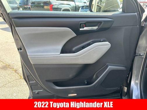 2022 Toyota Highlander XLE