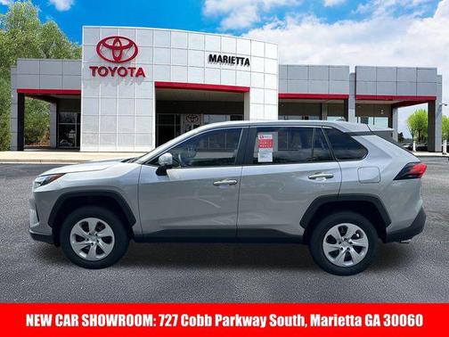 2025 Toyota RAV4 LE