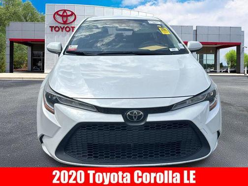 Blizzard Pearl 2020 Toyota Corolla LE