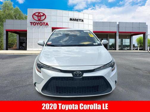 Blizzard Pearl 2020 Toyota Corolla LE