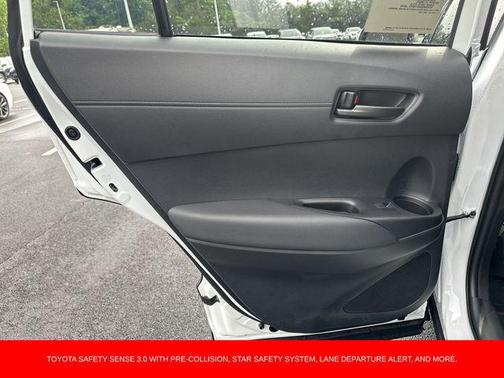 2025 Toyota Corolla Cross LE