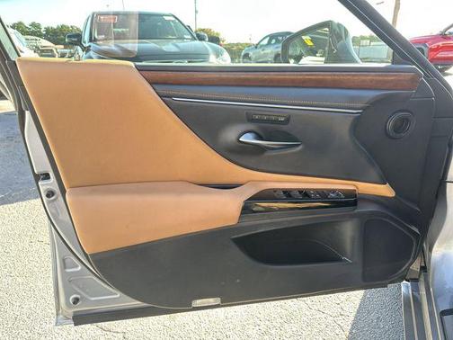 2024 Lexus ES 350 Base