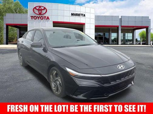 2024 Hyundai ELANTRA SEL