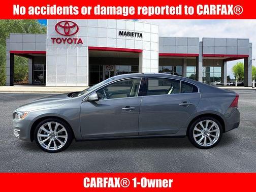 2017 Volvo S60 Inscription T5 Platinum