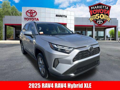 2025 Toyota RAV4 Hybrid XLE