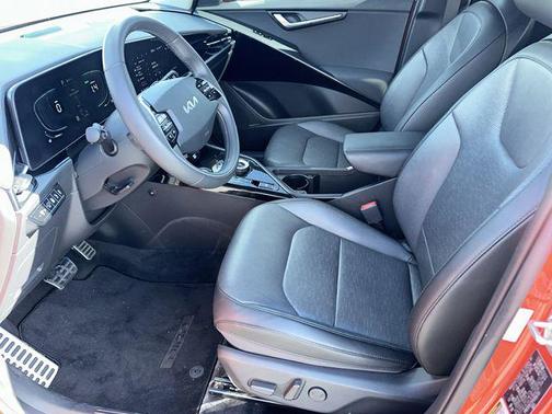 2023 Kia Niro Touring