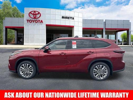 Ruby Flare Pearl 2026 Toyota Highlander Platinum