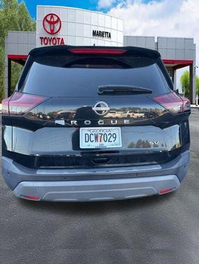 2022 Nissan Rogue SV