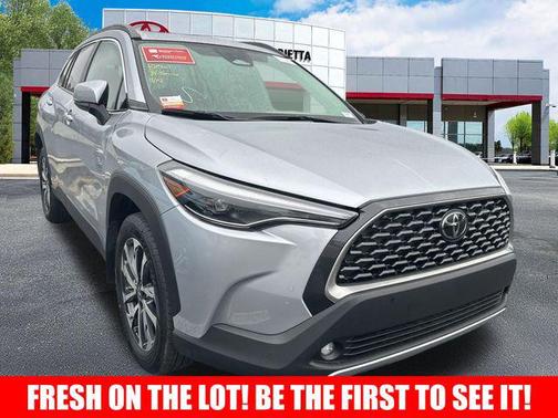 2024 Toyota Corolla Cross XLE