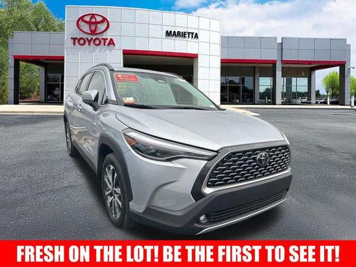 2024 Toyota Corolla Cross XLE