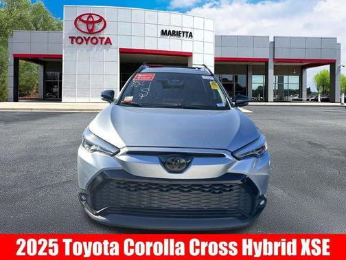 2025 Toyota Corolla Hybrid SE