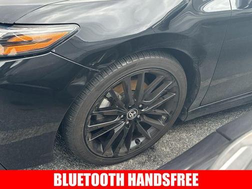 Midnight Black Metallic 2021 Toyota Camry XSE