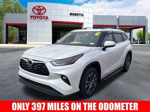2024 Toyota Highlander XLE