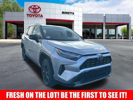 2024 Toyota RAV4 Hybrid SE