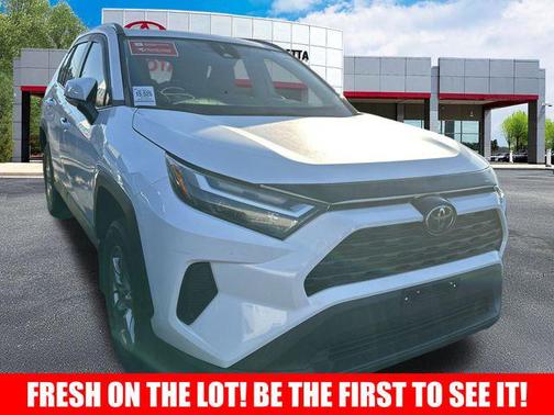 2022 Toyota RAV4 XLE