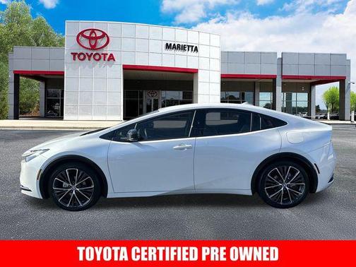 2025 Toyota Prius XLE