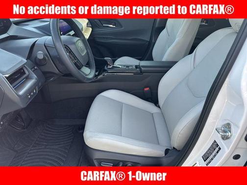 2025 Toyota Prius XLE