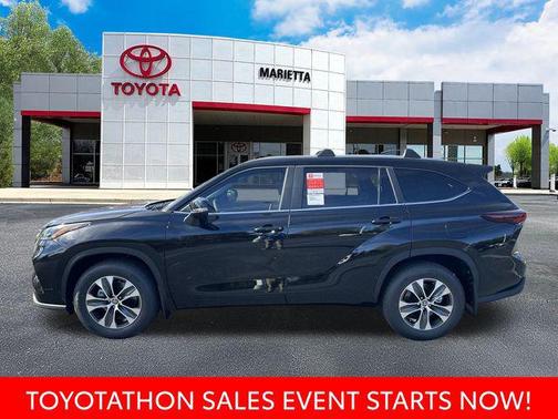 2026 Toyota Highlander XLE