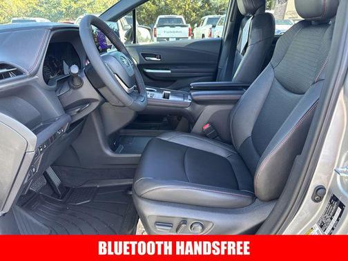 2025 Toyota Sienna XSE 7 Passenger